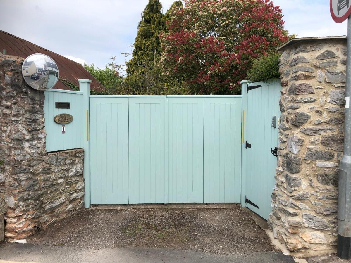 Frog Palace - Secure Parking-Outside Area-Topsham-Exeter-Beach-Chiefs-Wifi Luaran gambar